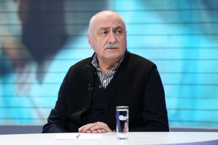 ლადო კახაძე