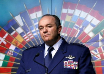 NATO Supreme Allied Commander Europe and Commander of the U.S. European Command General Philip Breedlove listens to a question during a news conference at the National Defence headquarters in Ottawa May 6, 2014. NATO will have to consider permanently stationing troops in eastern Europe as a result of the increased tension between Russia and Ukraine, the alliance's top military commander Breedlove said on Tuesday. REUTERS/Chris Wattie (CANADA - Tags: POLITICS MILITARY) - GM1EA570GOO01